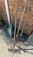 Lot of assorted rakes