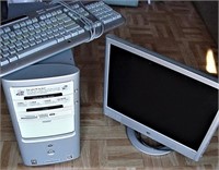 HP Pavilion a1112n Computer AMD 64 Win 98 w/Monit