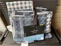 King size flannel quilt set