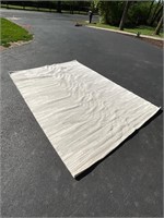7 by 10 area rug brand new