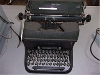 l. c. smith typewriter