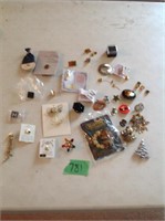Assorted pins and tie tacks