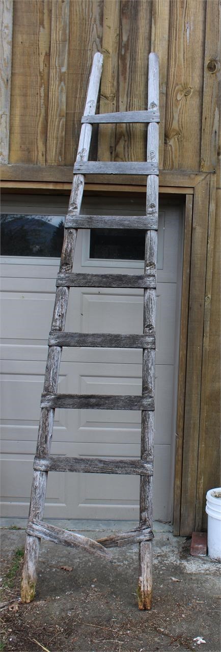 Wood Flinstone Ladder