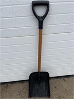 Small plastic shovel