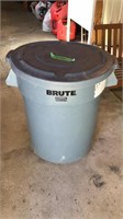 Small Brute trash can.