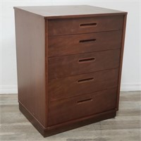 Mahogany chest of drawers