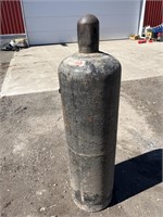 Acetylene tank