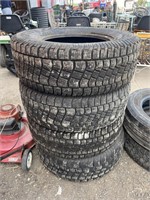 4 winter tires - LT275/70R18
