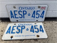 Two Ontario license plates