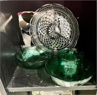 GREEN GLASS - DIVIDED DISH