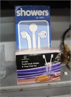 SHOWER HEAD - TOOTHBRUSH STAND