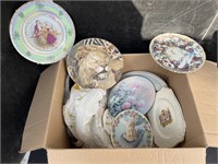 Box lot of collector plates, misc