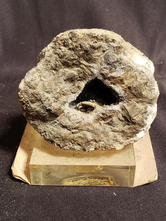 Mother Lode quartz-calcite geode from Mexico