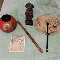 Group of Asian items
