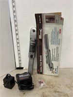 Cordless power wrench