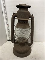 Beacon oil lantern
