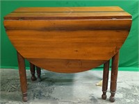 Pine drop leaf table with swing leg look at