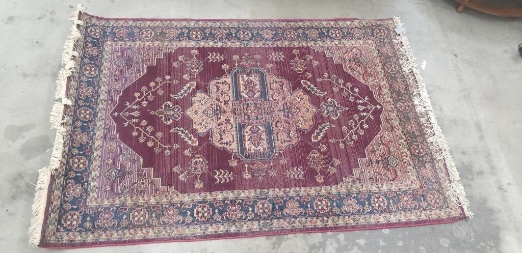 Handmade rug made in Turkey