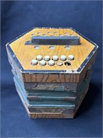 Vintage concertina