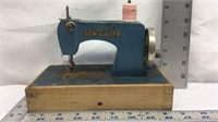C3)  Vintage salesman, sample, sewing machine. Has