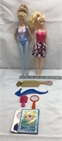 E4) TWO DOLLS, COMB,