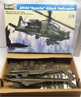 E4) AH-64 "APACHE" ATTACK HELICOPTER KIT-COMPLETE?