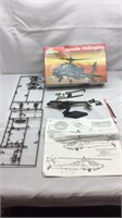 E4) APACHE HELICOPTER KIT, UNSURE IF COMPLETE