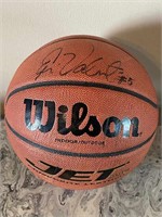 UW-GB Eric Valentin #5 Signed Basketball