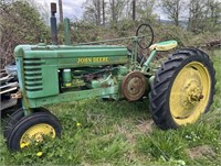 Vintage John Deere Tractor!  Believe it is Model H
