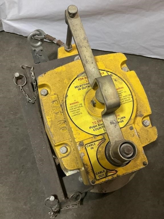 Lifeline Winch Very Heavy Not Tested.  NO SHIPPING