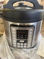 NIB Moosoo Electric Pressure Cooker YS60K w/