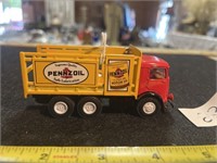 1991 HARTOY MAC Pennzoil Delivery Truck