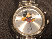 "Running" Mickey Mouse watch