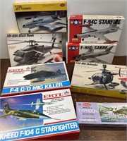 Box of vintage model planes *some pieces missing