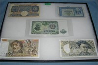 Collection of world currency