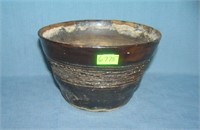 Earthenware rough glazed flower pot
