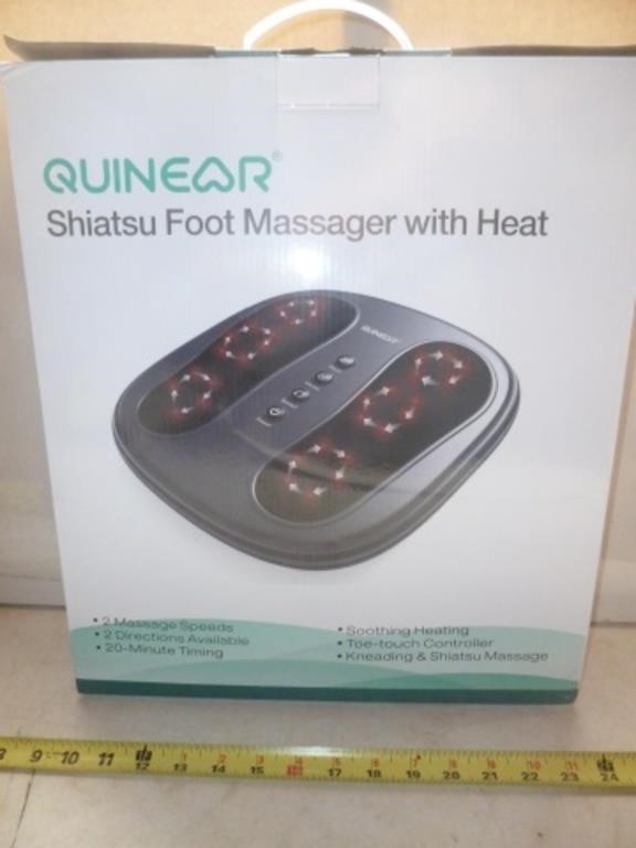 Quinear Shiatsu Foot Massager w/ Heat - NEW