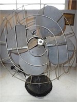 Hunter Century Vintage Oscillating Desk Fan