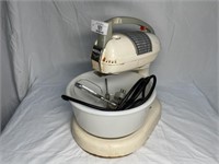 Vintage Dormeyer electric mixer