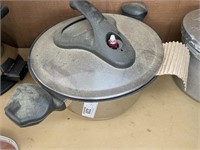 Pressure cooker (missing toggle)