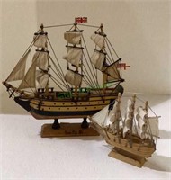 Wooden ship models - largest is measuring 9 1/2