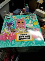 Lalaloopsy mega gift box surprise