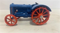 SCALE MODELS FORDSON TRACTOR