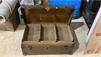 Vintage metal trunk with three compartment tray