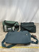 Set of 3 small travel bags