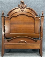 Victorian Full Size High Back Bed