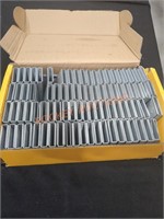 DeWalt 15-1/2 GA Flooring Staples Whole Box