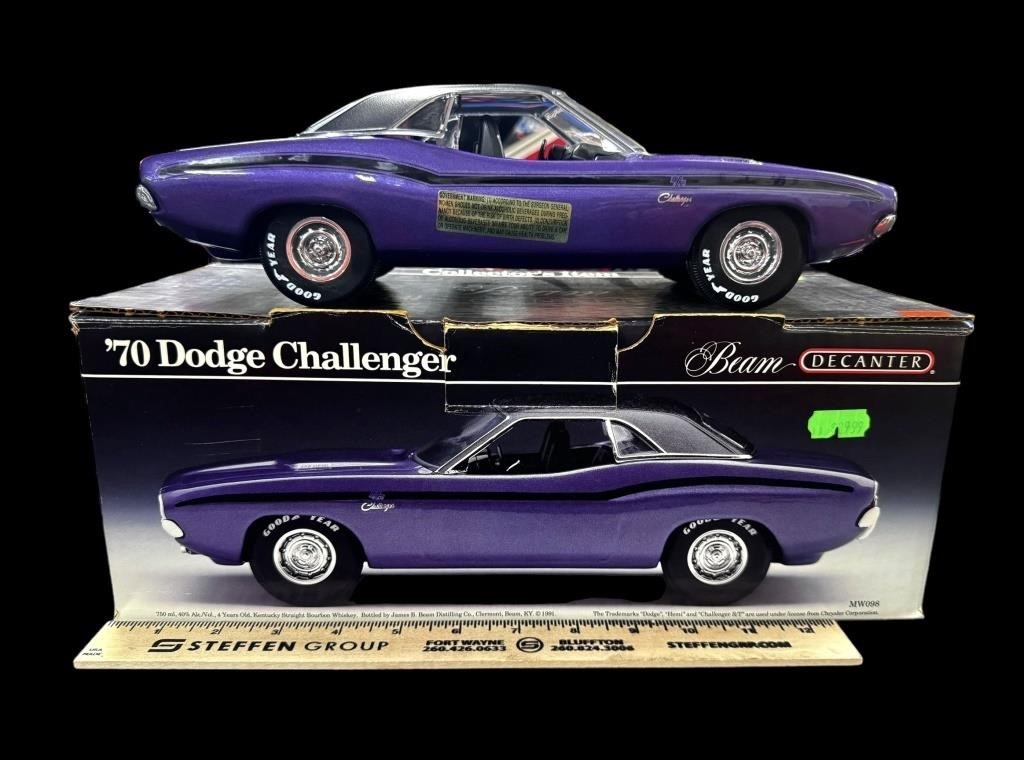Beam 1970 Dodge Challenger Decanter