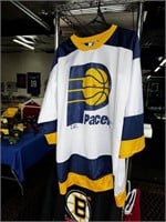 Indiana Pacers Jersey / Size L 46-48