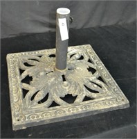 18" Cast Iron Patio Umbrella Stand